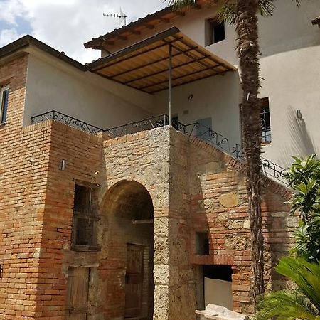 Montevenere 83 Villa Chiusi Buitenkant foto