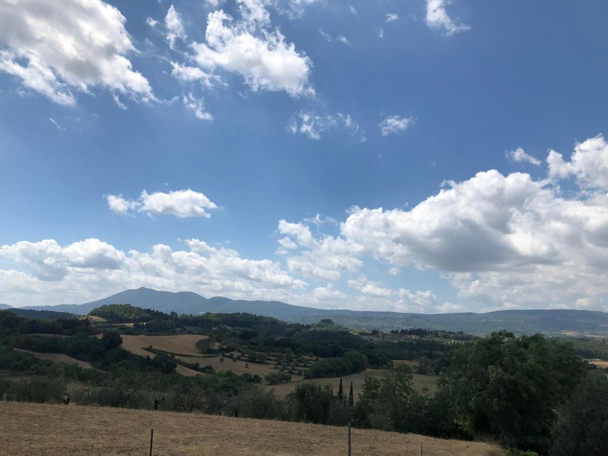 Montevenere 83 Villa Chiusi Buitenkant foto
