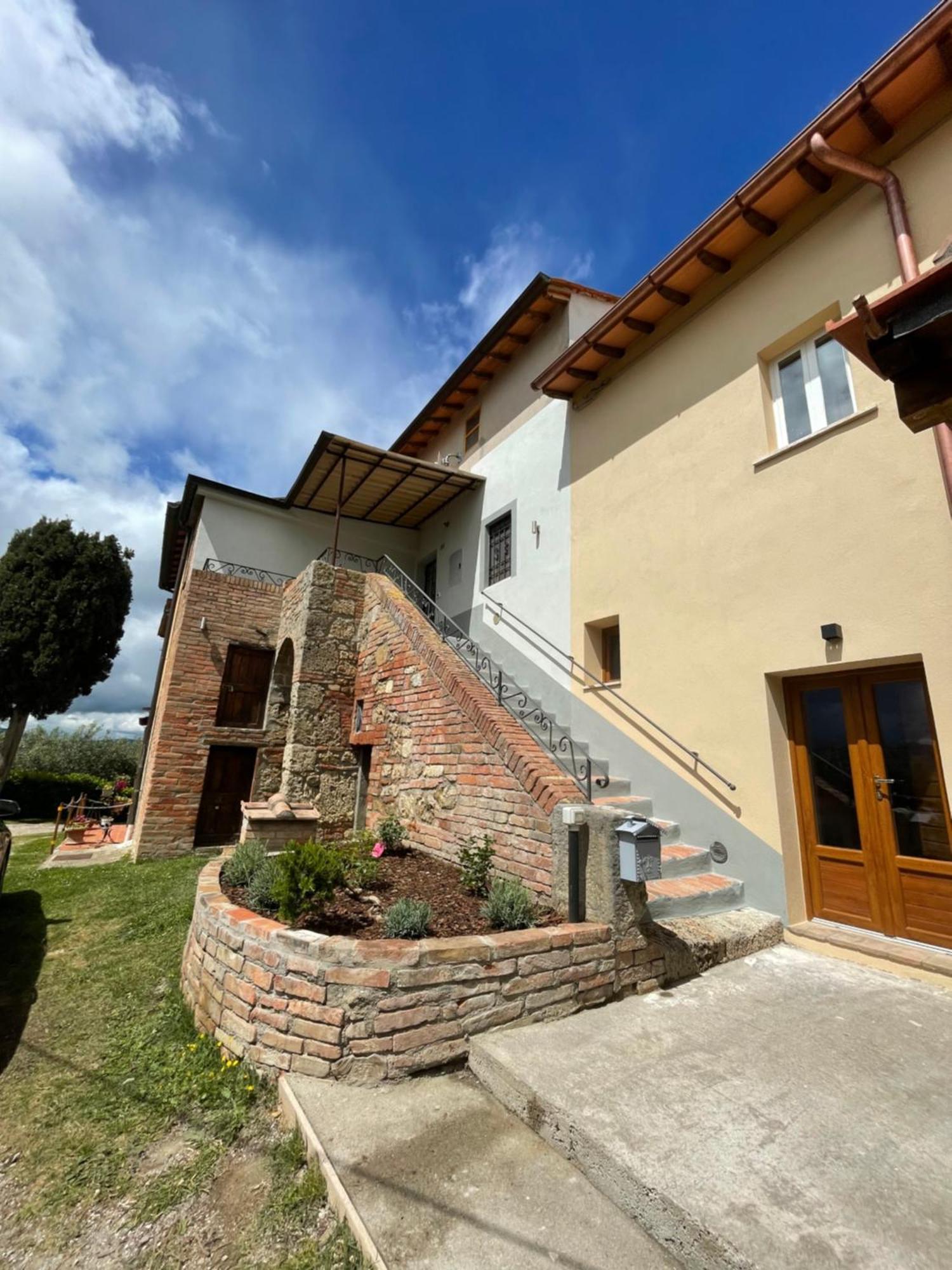 Montevenere 83 Villa Chiusi Buitenkant foto