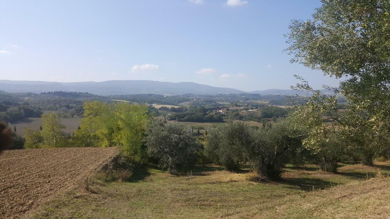 Montevenere 83 Villa Chiusi Buitenkant foto
